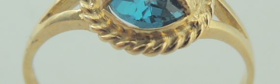 9ct yellow gold synthetic blue spinel ring – National Delivery + Re Sizing included