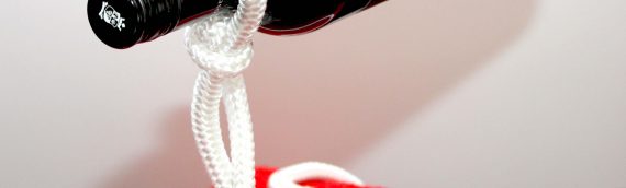 Unique Gift Ideas – Wine Aerators and Bottle Holders