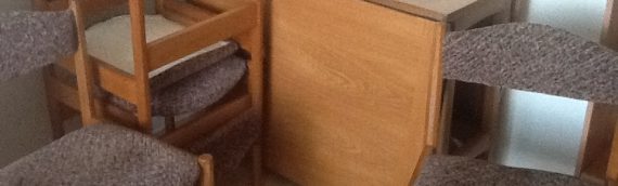 Gate Leg Table and 4 Chairs