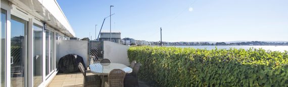 **DON’T MISS** STUNNING HARBOUR VIEW FOR ONLY £500 BBX **AVAILABLE NOW**